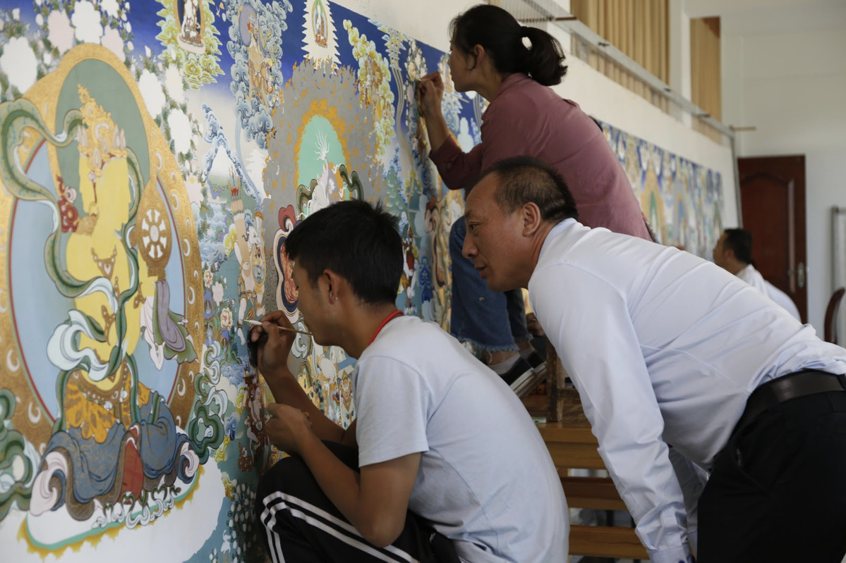 IN MOSTRA I THANGKA DEL QINGHAI-TIBET, Mirabile Tibet